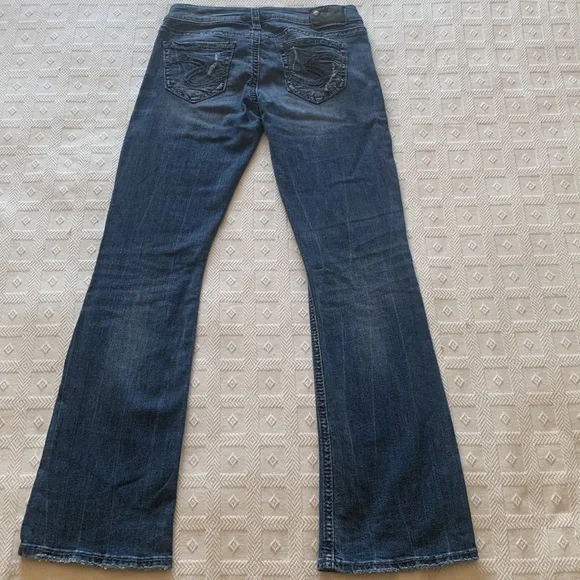 Jeans - Picture 2 of 6